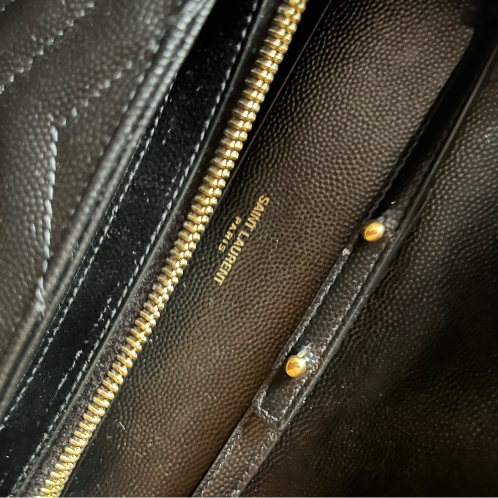 Saint Laurent Black Quilted Leather Bag - Picture 3 of 12